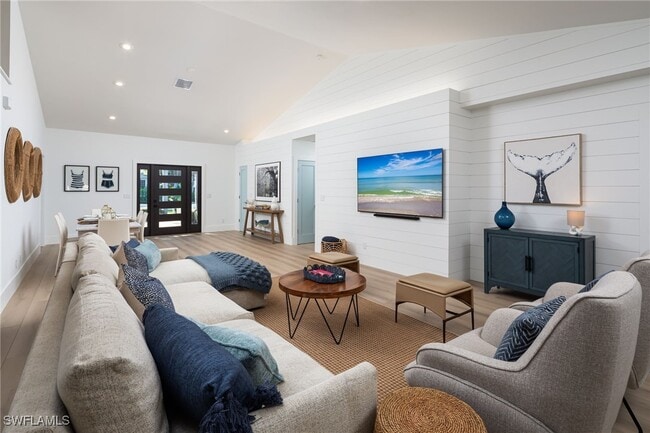 property at 339 4th Ave N