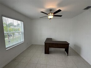 1742 Red Loop in Lakeland, FL - Building Photo - Building Photo