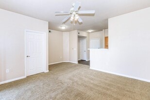 Palacio Del Sol I & II Senior Apartments in San Antonio, TX - Building Photo