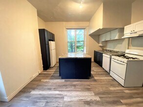 5814 Wellesley Ave in Pittsburgh, PA - Building Photo - Building Photo