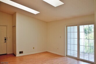 816 Breckenridge Dr in Branchburg, NJ - Building Photo - Building Photo