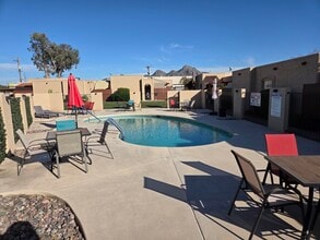 1005 E Northern Ave in Phoenix, AZ - Foto de edificio - Building Photo