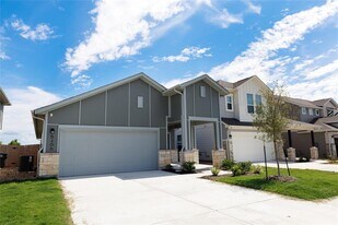 6206 Marsh Ln in Buda, TX - Building Photo