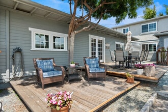 1971 Ebers St in San Diego, CA - Building Photo - Building Photo