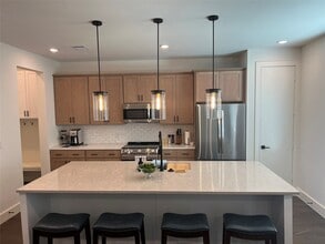 3009 Hibiscus St in College Station, TX - Foto de edificio - Building Photo
