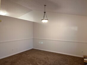 845 Apple Grove Ln in Pleasant Grove, UT - Building Photo - Building Photo