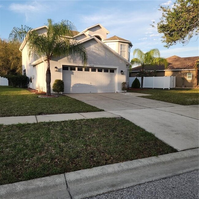 3048 Chessington Dr in Land O Lakes, FL - Building Photo - Building Photo
