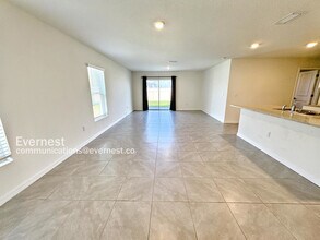 6232 Distant Haze Pl in Palmetto, FL - Building Photo - Building Photo