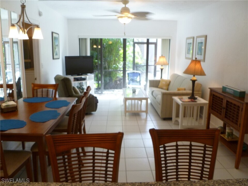 762 San Marco Rd in Marco Island, FL - Building Photo