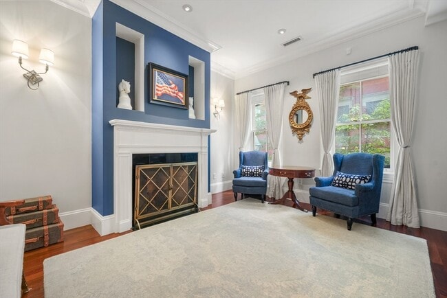property at 102 Myrtle St