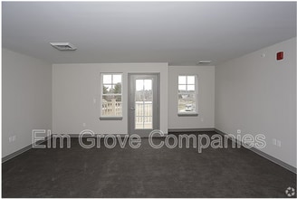 13 Bridle Path in Londonderry, NH - Building Photo - Building Photo