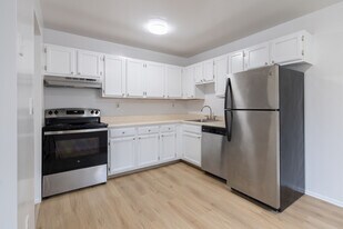 Brookside Garden Apartments in Harriman, NY - Building Photo