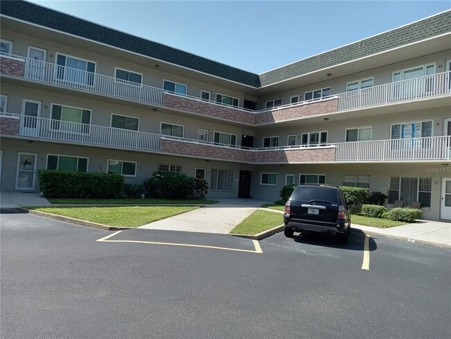 property at 2427 Rhodesian Dr