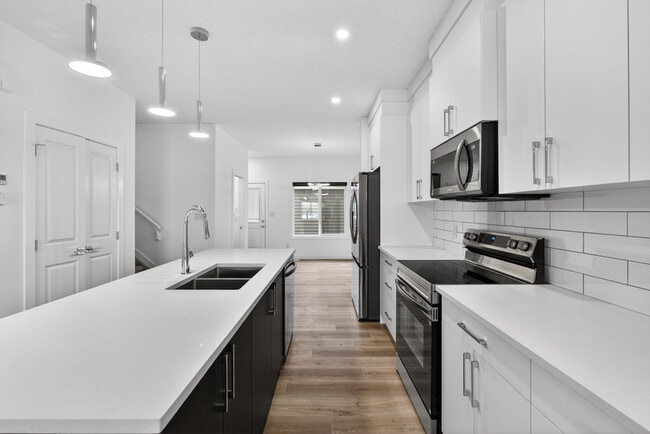 28 Renwyck Pl in Spruce Grove, AB - Building Photo - Building Photo