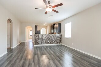 7618 Dragon Pearls Ln in Conroe, TX - Building Photo - Building Photo