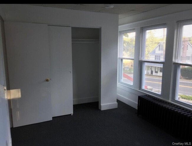 206 W Broadway in Port Jefferson, NY - Building Photo - Building Photo