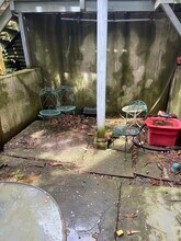 242 Hudson Ave, Unit Garden in Albany, NY - Building Photo - Building Photo