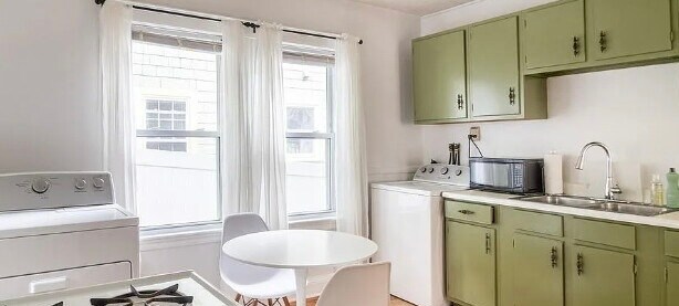 122 Hillside St, Unit #1 in Boston, MA - Building Photo - Building Photo