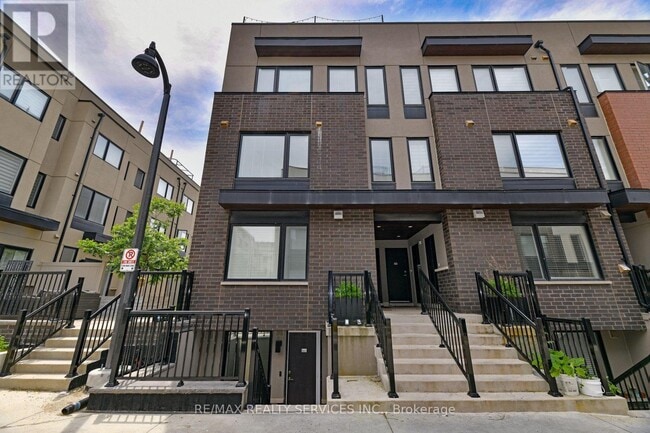 property at 142 William Duncan Rd