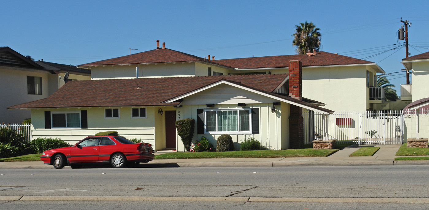 2921 N garey Ave in Pomona, CA - Building Photo