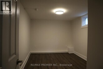 79 Wellington St E in Barrie, ON - Building Photo - Building Photo