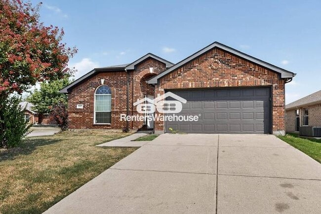 1901 Joe Pool Dr in Little Elm, TX - Building Photo - Building Photo
