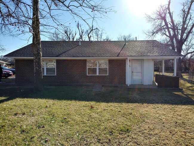 property at 1600 Breckenridge Dr