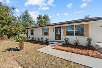 1801 Georgia Ct in Lynn Haven, FL - Building Photo - Building Photo