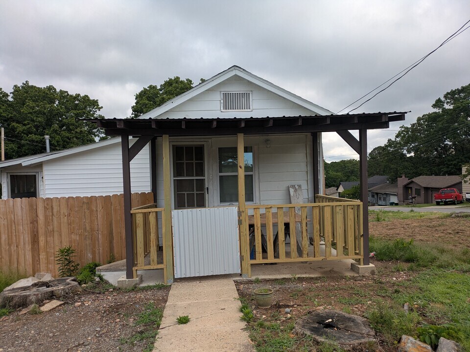 422 Gamble Rd in Little Rock, AR - Building Photo