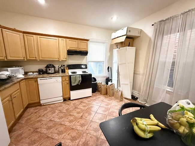 99 Calumet St, Unit 3