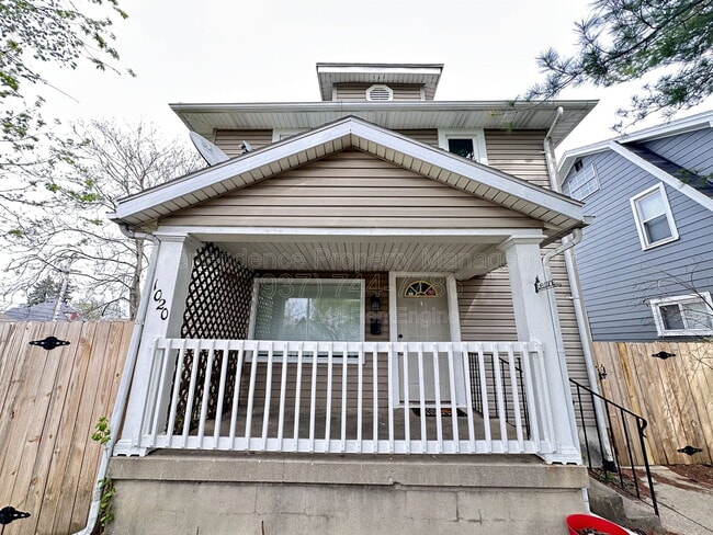 1020 Walnut Hill Pl in Dayton, OH - Building Photo - Building Photo