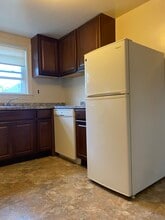55 Nathan Rd, Unit 1 in Waltham, MA - Foto de edificio - Building Photo
