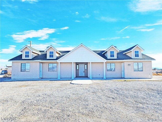 property at 1521 Old W Ave