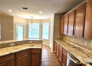 400 Apache Ledge in Cibolo, TX - Building Photo - Building Photo