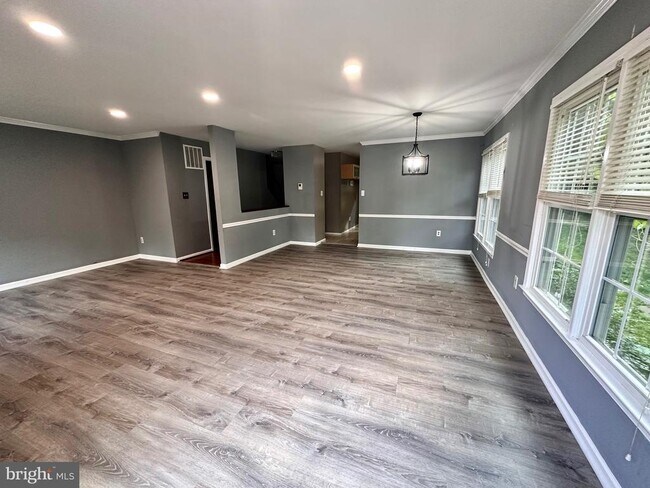 4068 Championship Dr in Annandale, VA - Building Photo - Building Photo