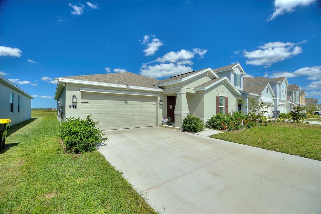 656 Daring Dr in Davenport, FL - Building Photo