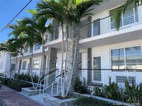 540 74th St, Unit 11 in Miami Beach, FL - Foto de edificio - Building Photo