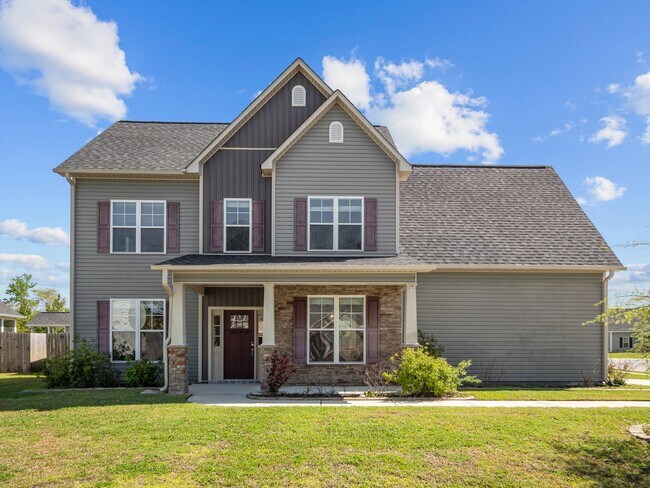 property at 101 Peakwood Ct