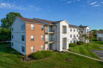 The Moors At Countryview in Canal Winchester, OH - Foto de edificio - Building Photo