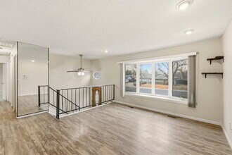 1622 S Troy St in Aurora, CO - Building Photo - Building Photo