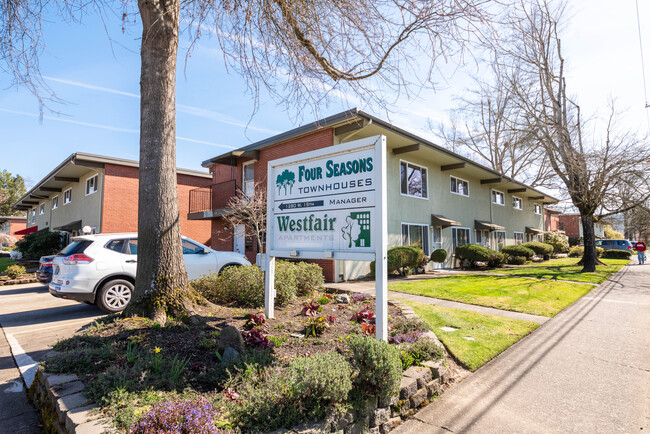 Four Season Townhouses in Eugene, OR - Building Photo - Building Photo