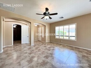 8542 E Indigo St in Mesa, AZ - Building Photo - Building Photo