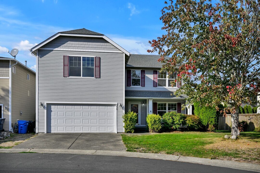 9415 185th St Ct E in Puyallup, WA - Building Photo