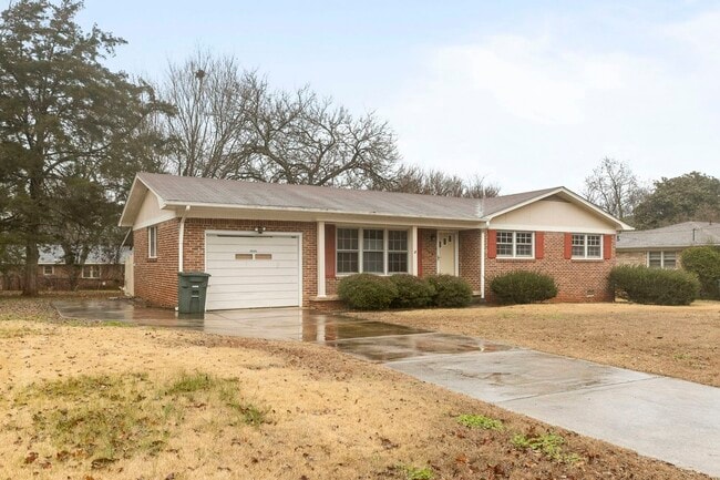 3511 Purdy Dr NW in Huntsville, AL - Building Photo - Building Photo