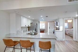 4263 Bay Beach Ln in Fort Myers Beach, FL - Building Photo - Building Photo