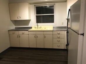 6124 NE Multnomah St in Portland, OR - Building Photo - Building Photo