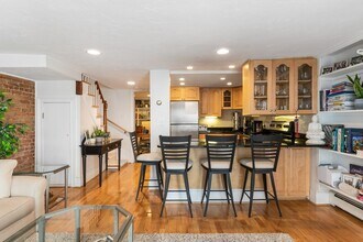 18 Dartmouth Pl in Boston, MA - Building Photo - Building Photo