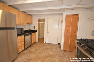 232 Cambridge St, Unit 8 in Boston, MA - Building Photo - Building Photo