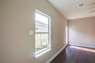 493 Canvas Ct in Crowley, TX - Building Photo - Building Photo