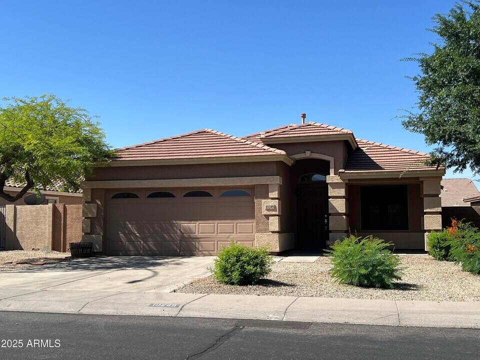 10245 E Kiva Ave in Mesa, AZ - Building Photo